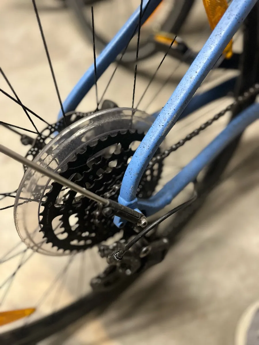 Trek Fx Gen 4 Size S - Image 2