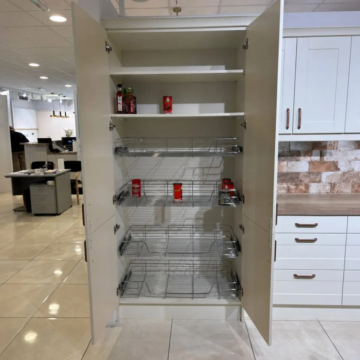 Kitchen - Image 2