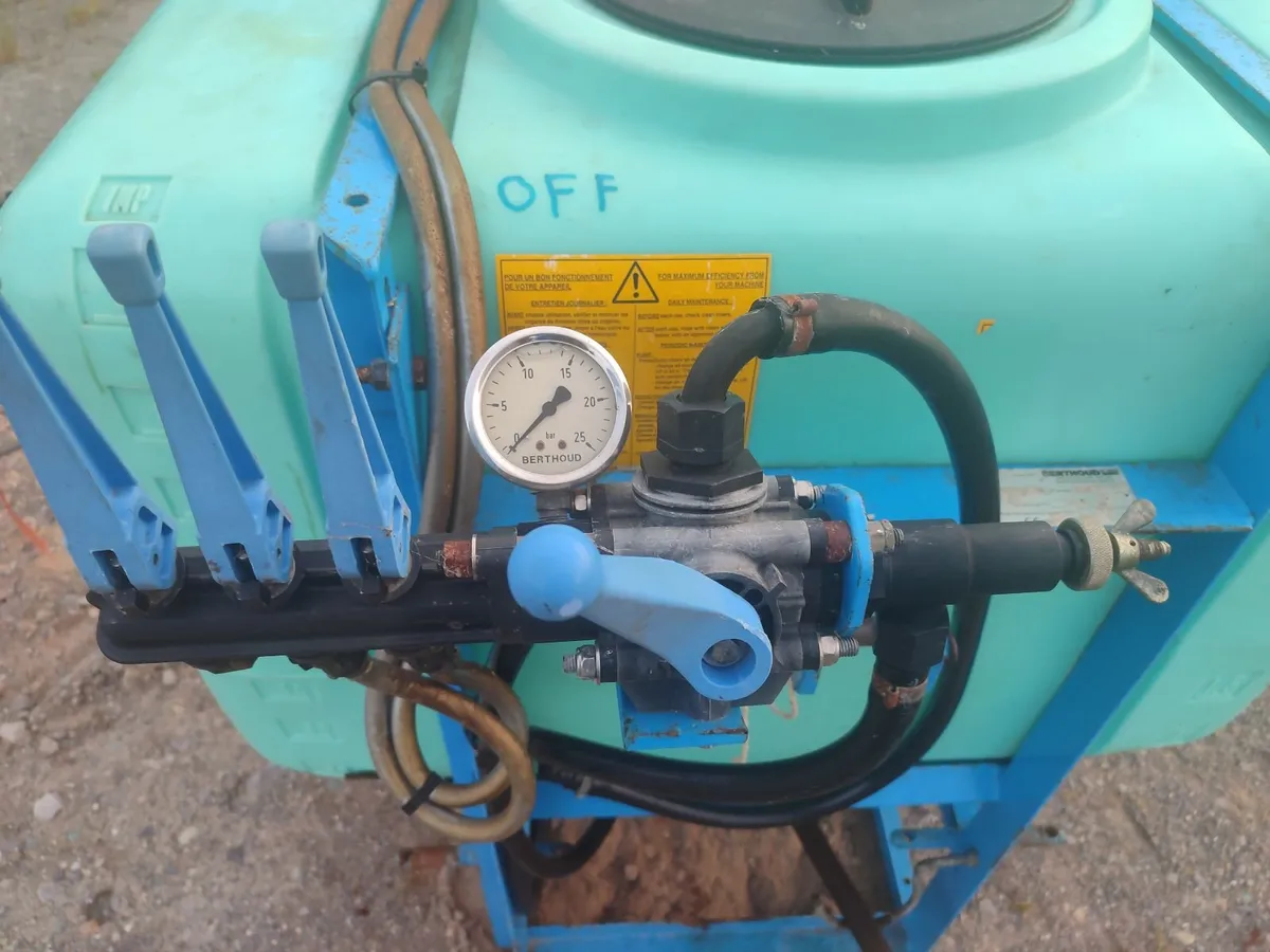 For Sale: 90-Gallon Berthoud Sprayer – Like New! - Image 2