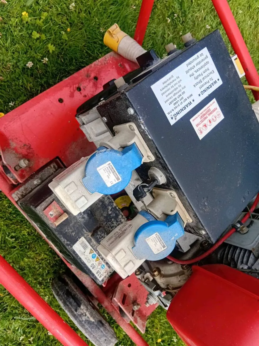 Yanmar generator - Image 4