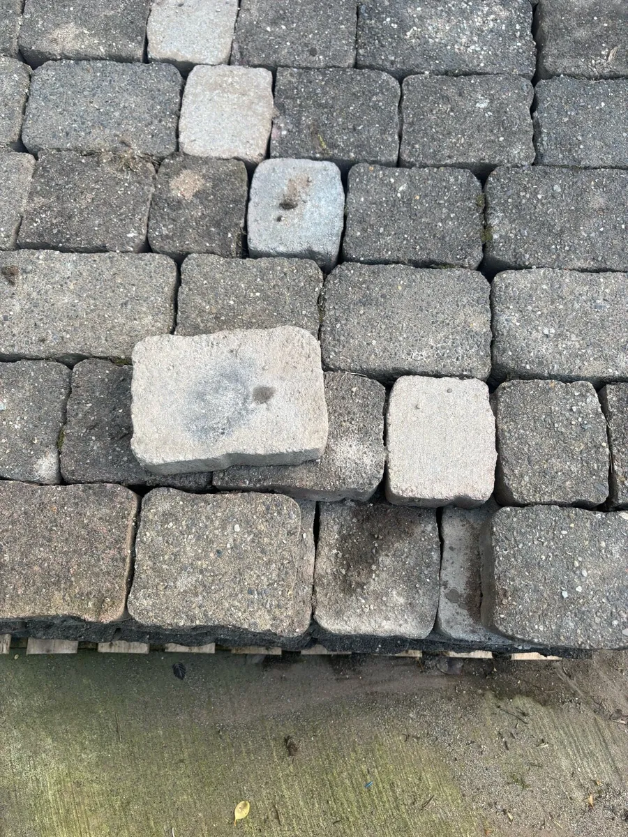 bricks €80 a pallet - Image 4