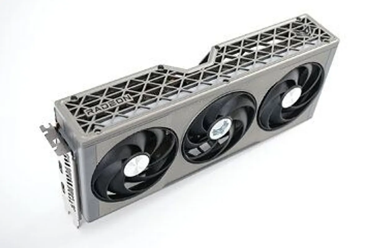 Sapphire Radeon RX 9060 XT Nitro+ OC - Warranty plus extra Corsair 650W RGB PSU!! - Image 3
