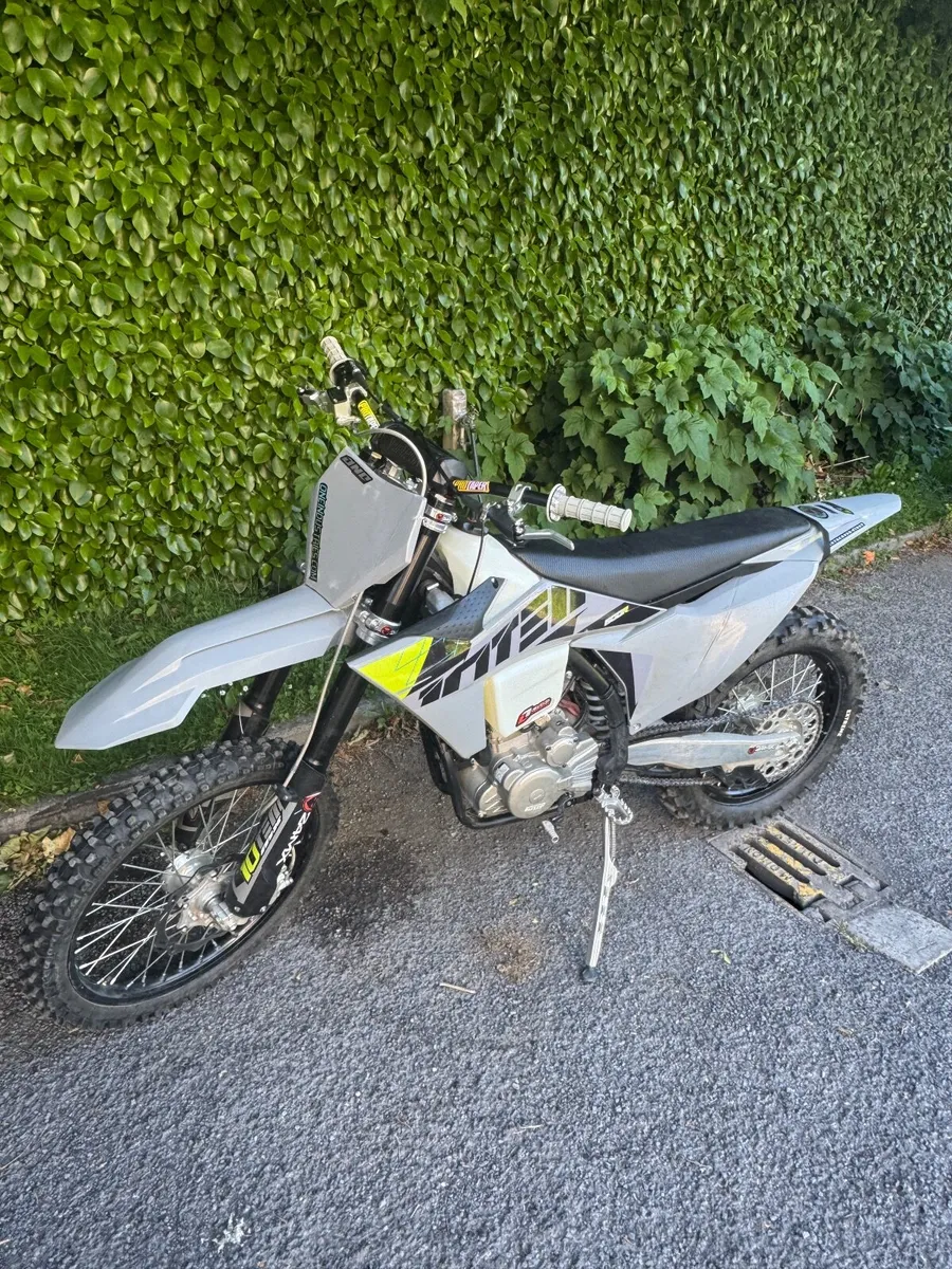 2025 10Ten 300R EFI – Excellent Condition - Image 3