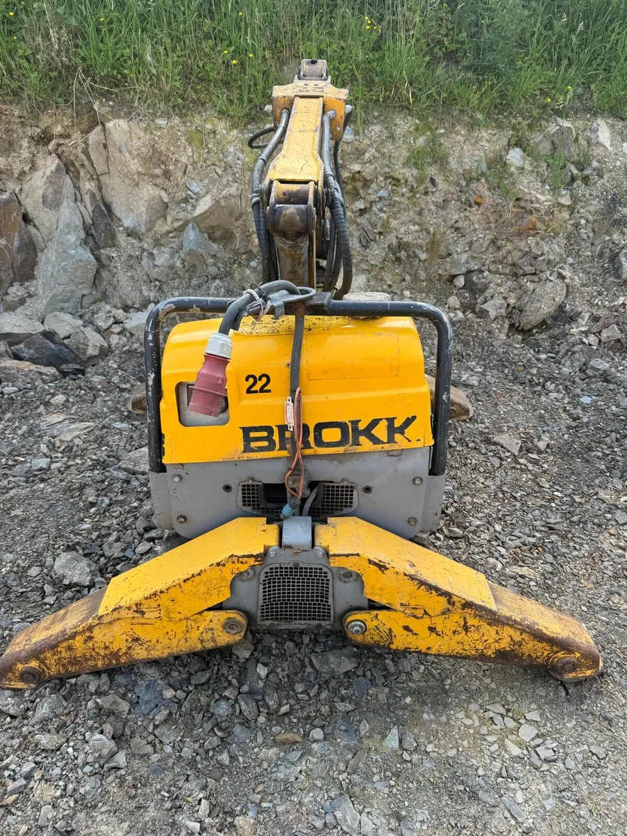 Brokk 90 demolition robot - Image 3