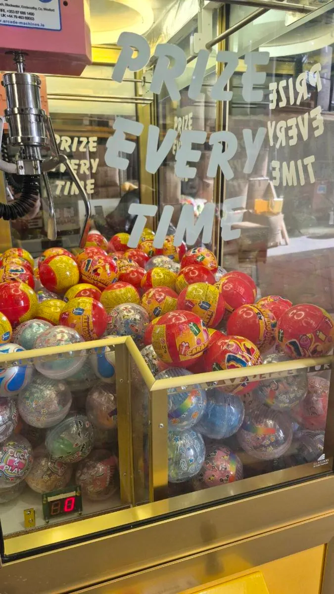 Arcade Claw Machine - Image 2
