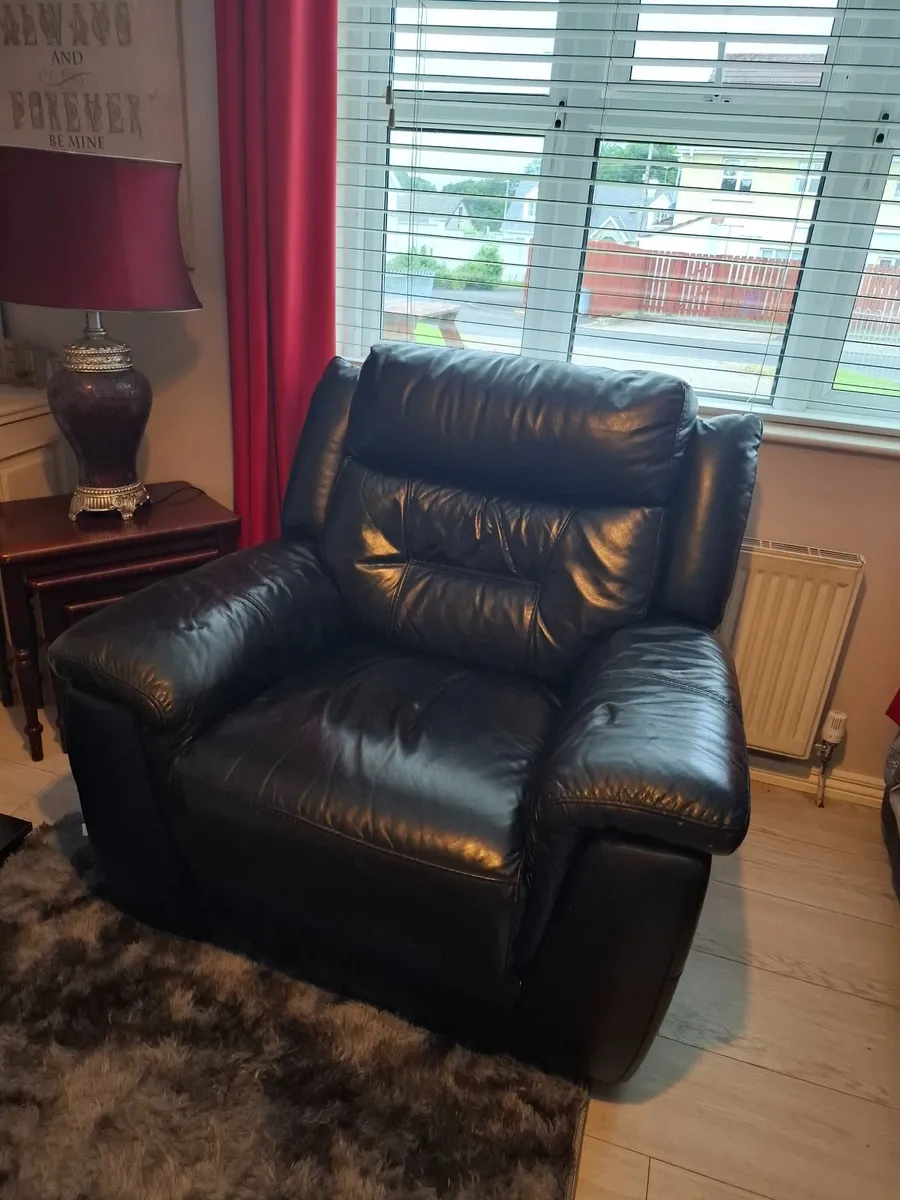 Electric Recliner Chair - Image 2