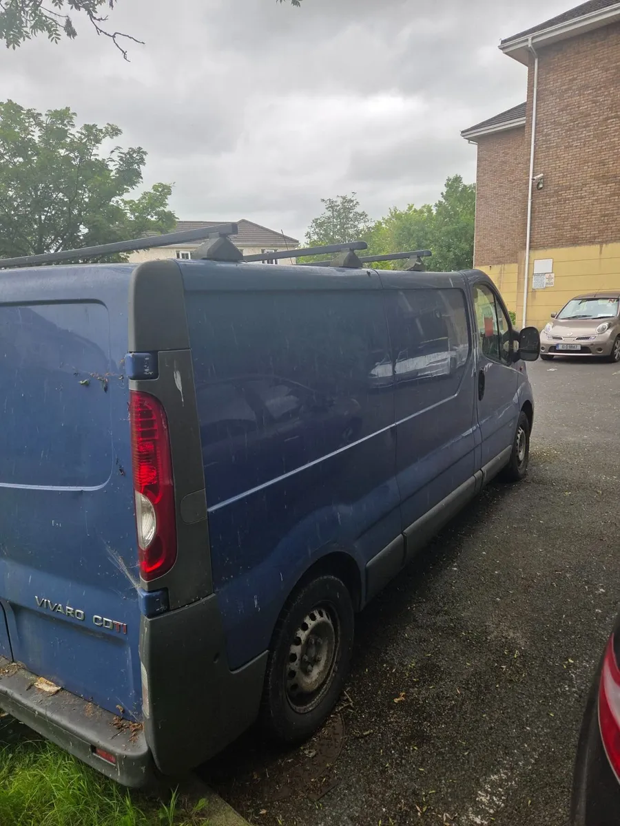 Opel Vivaro - Image 1