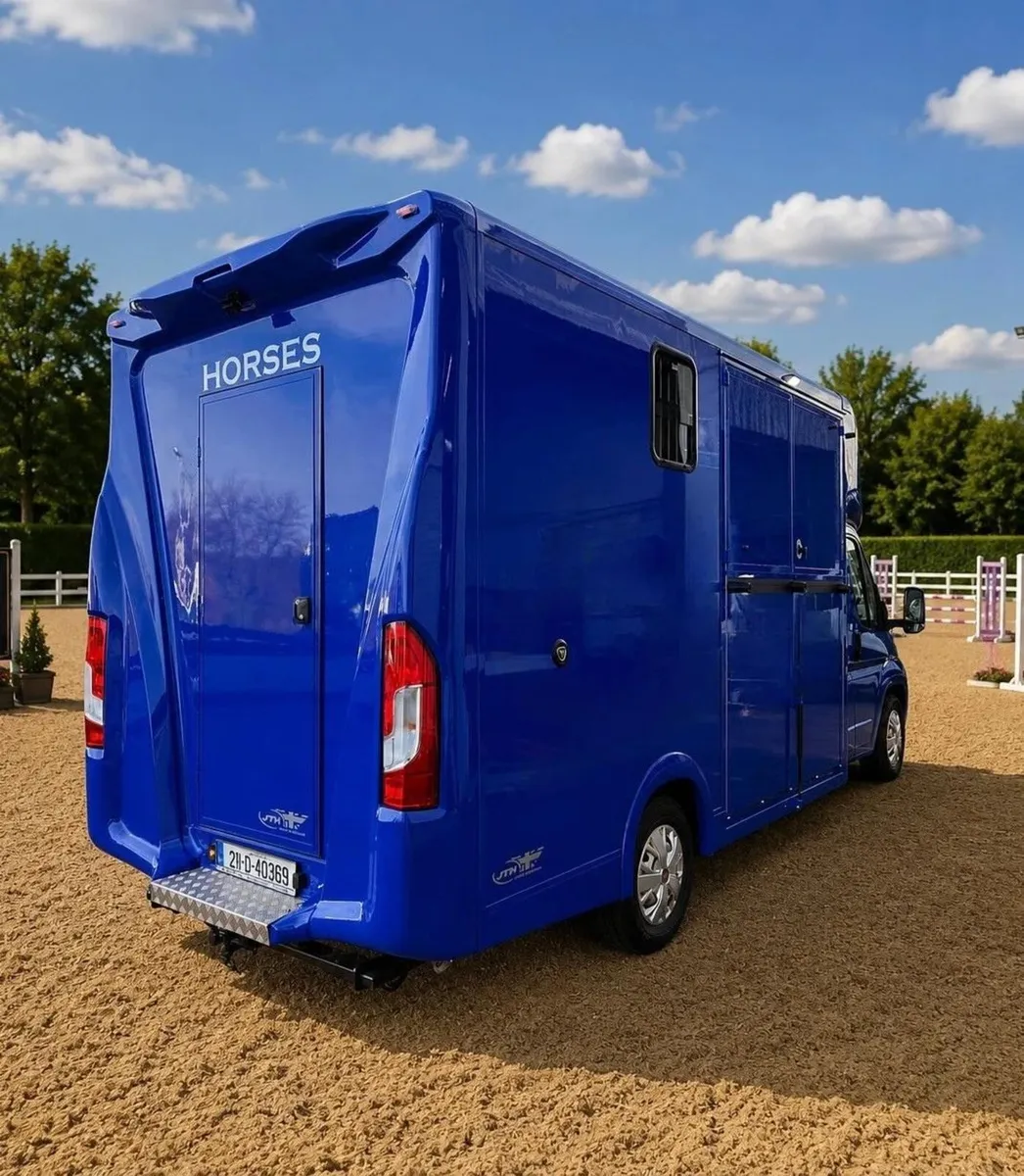 2021 FIAT DUCATO AUTO BRAND NEW HORSEBOX BODY - Image 4