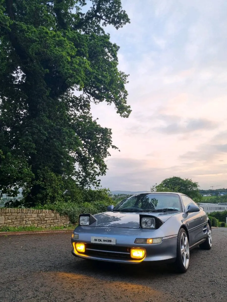 Beautiful 1991 Toyota MR2 2.0 GTI Manual & T Bar - Image 2