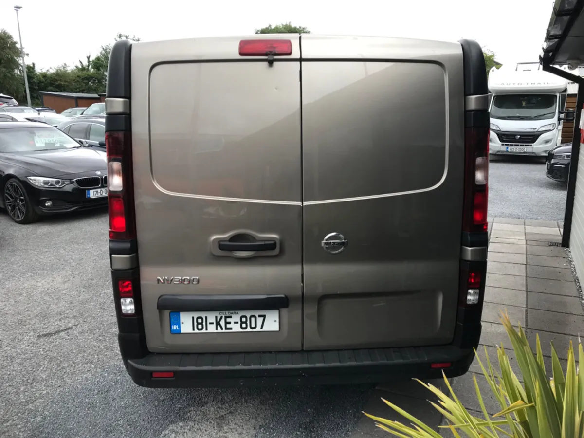 2018 Nissan NV300 - Image 4