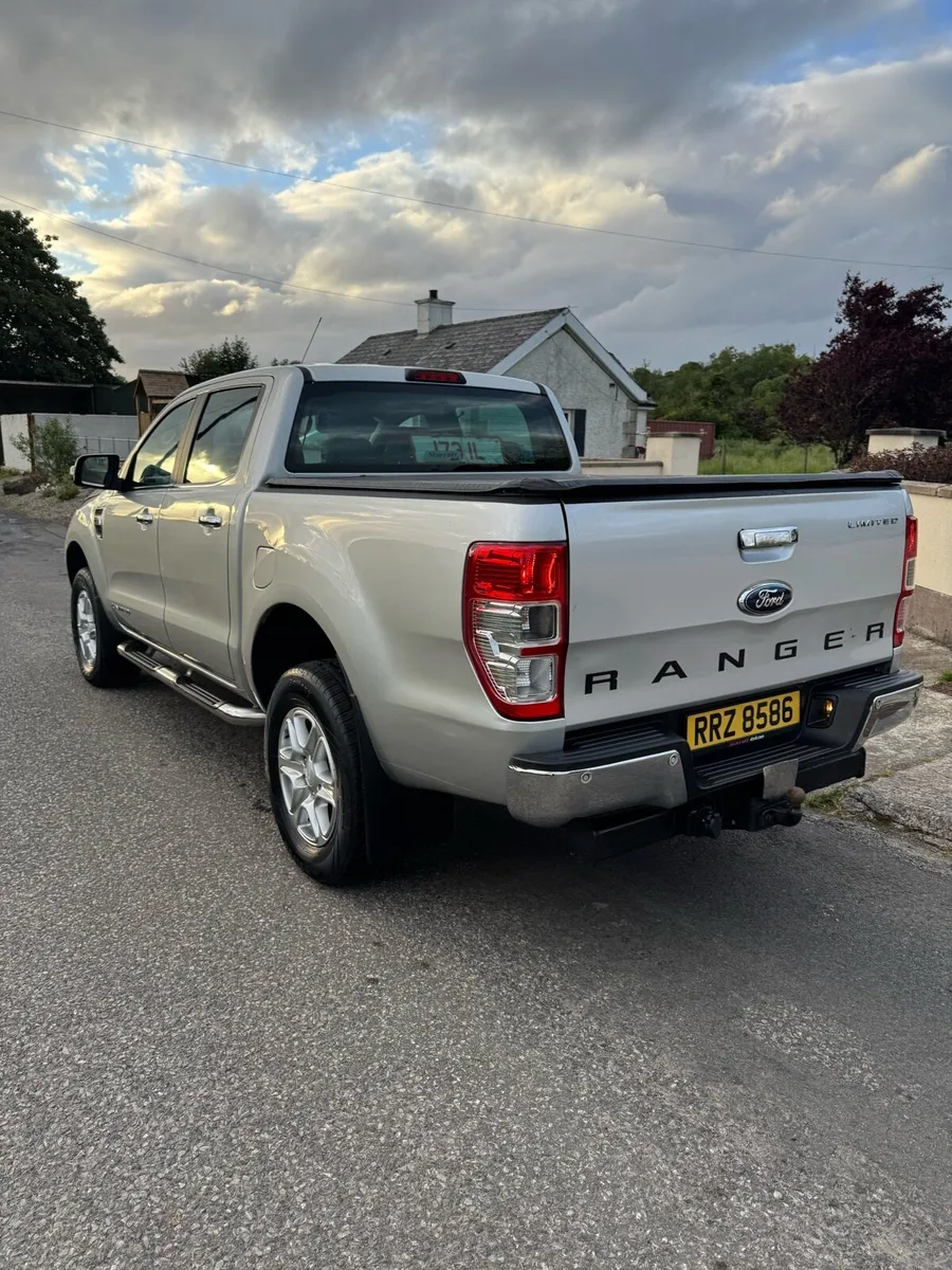 Ford ranger - Image 4
