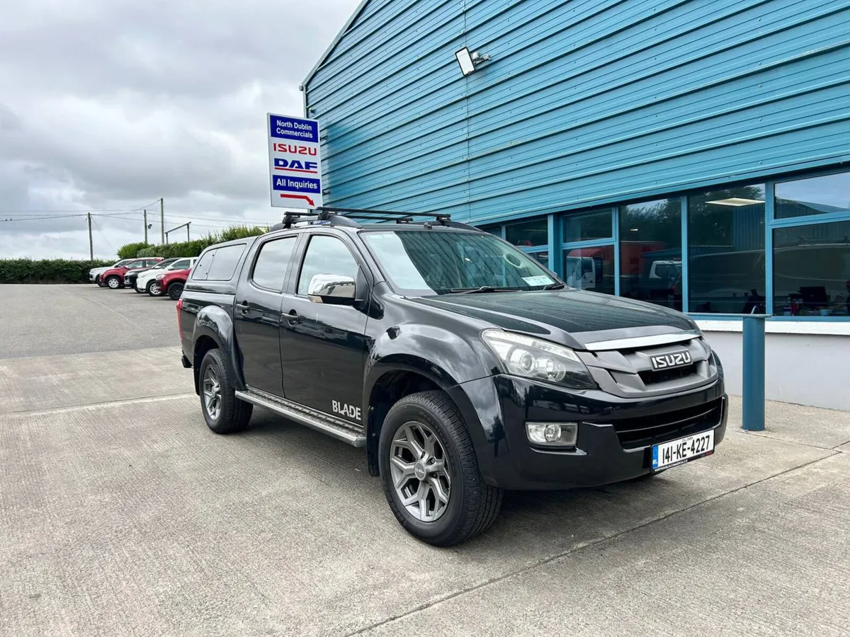 Isuzu D-Max Blade 2014 - Image 1