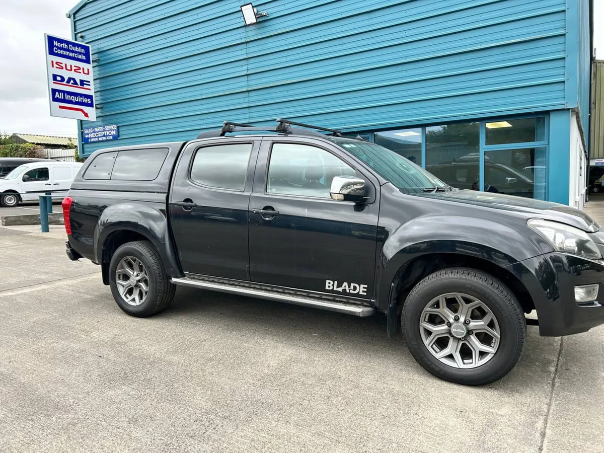 Isuzu D-Max Blade 2014 - Image 2