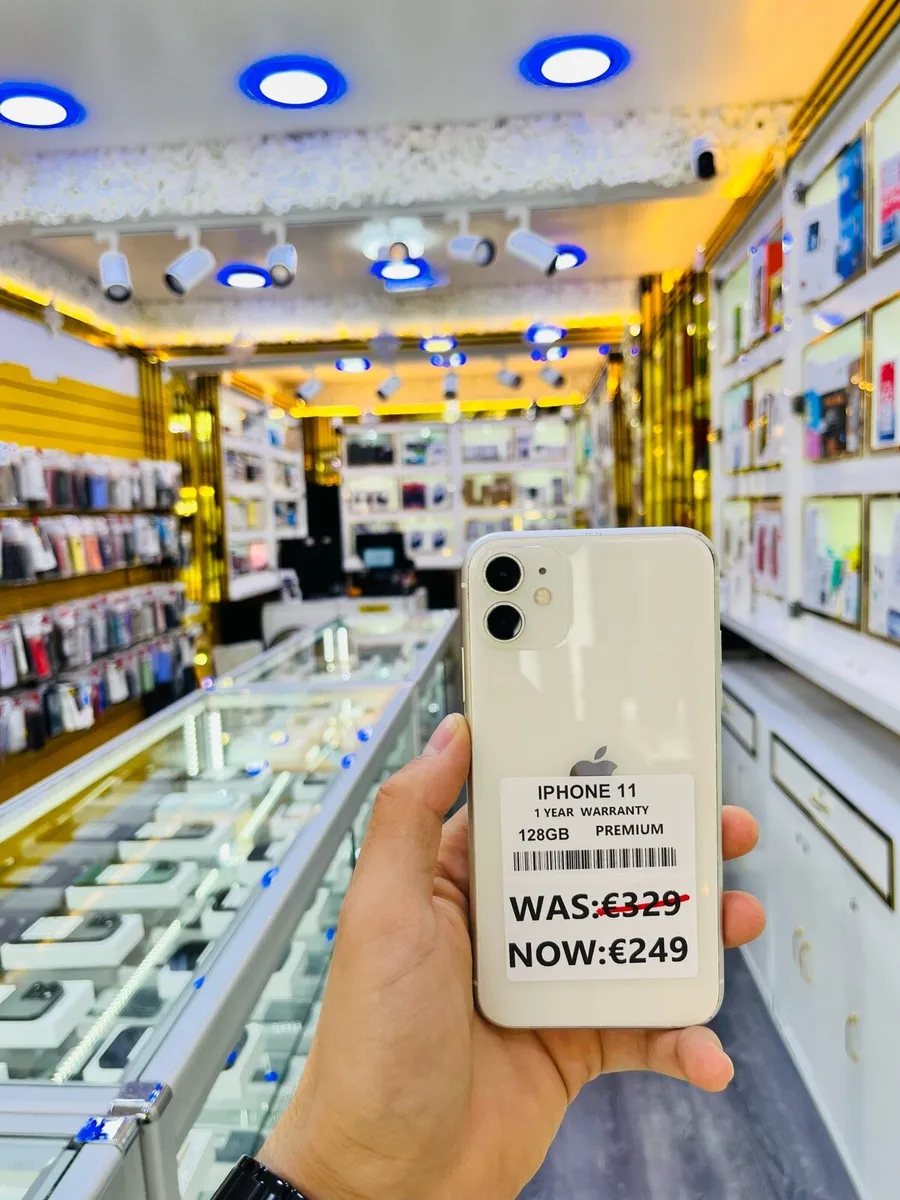 🔥iPhone 11 128GB premium 1Year WTY 🔥😎 - Image 2