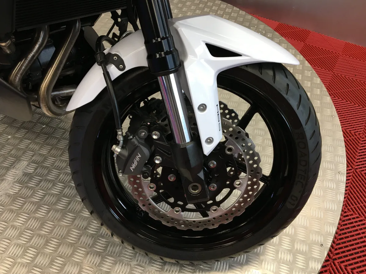 2015 Kawasaki Versys 650 ''LIKE NEW'' - Image 2