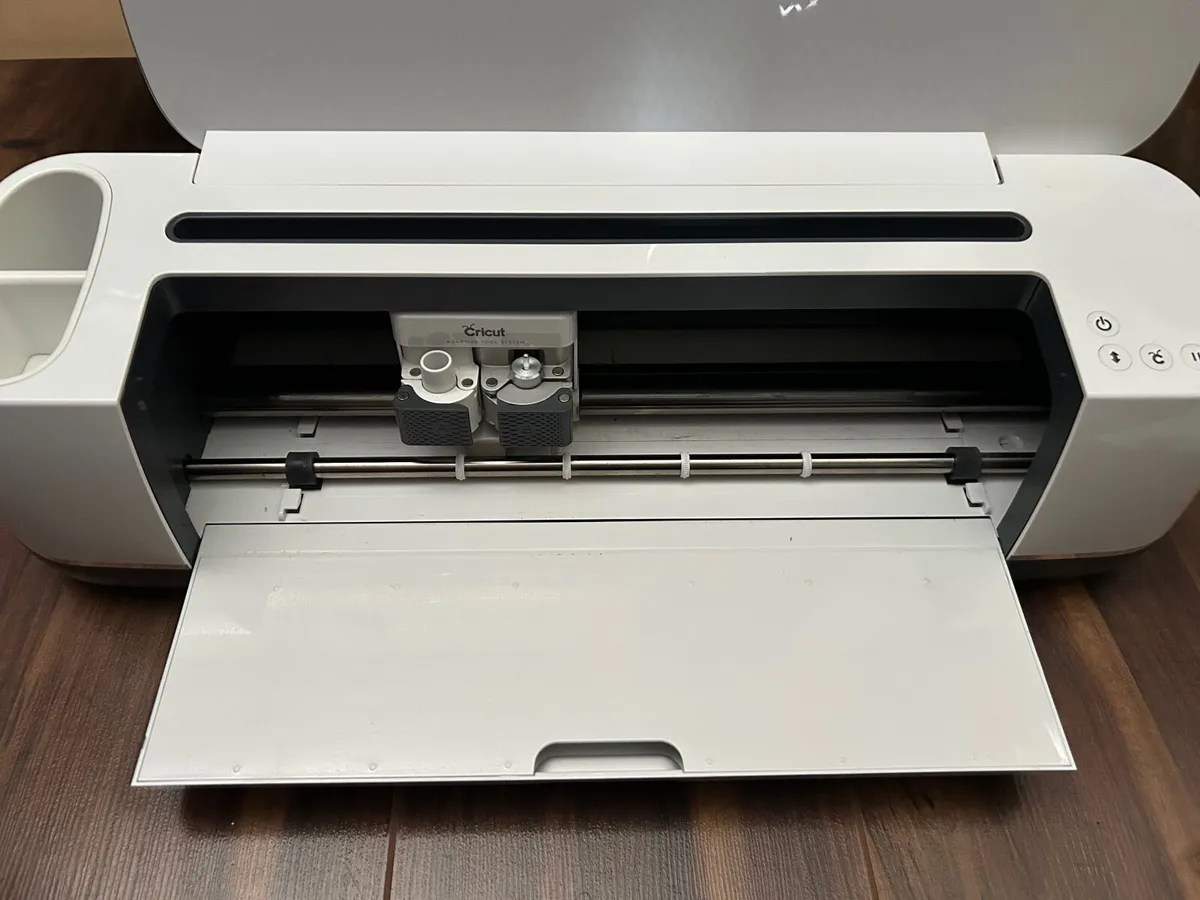 Cricut Maker machine - Image 1