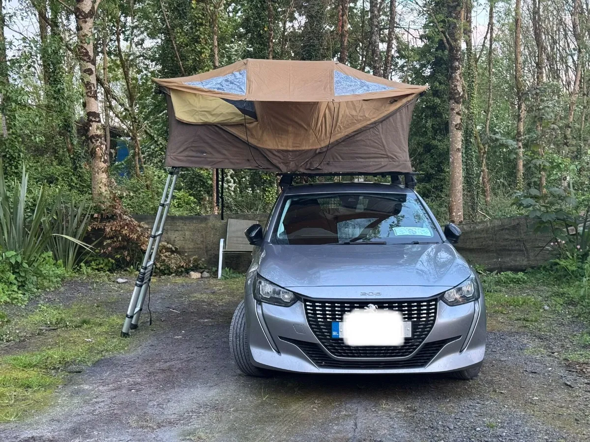 Thule Approach Rooftop Tent – Like New + (2) Bonus - Image 2