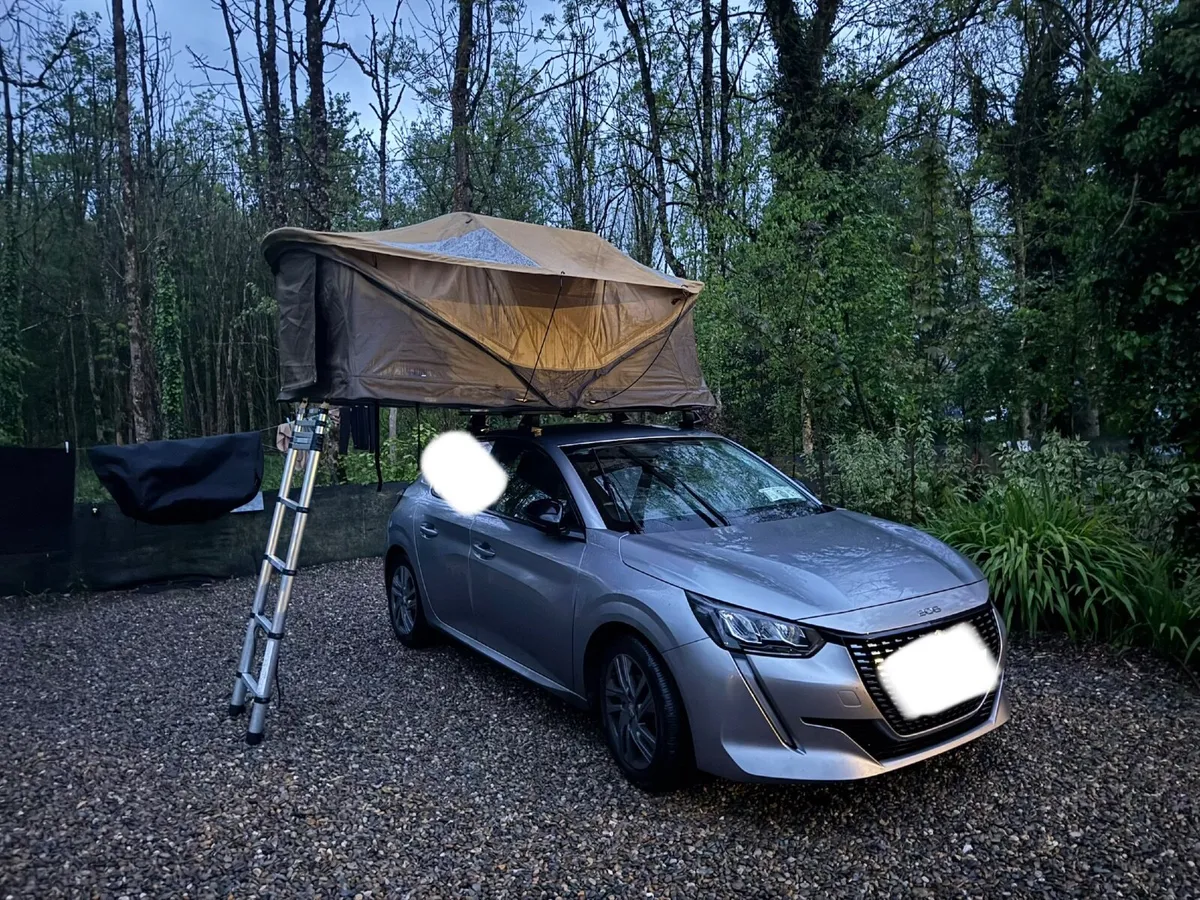 Thule Approach Rooftop Tent – Like New + (2) Bonus - Image 4