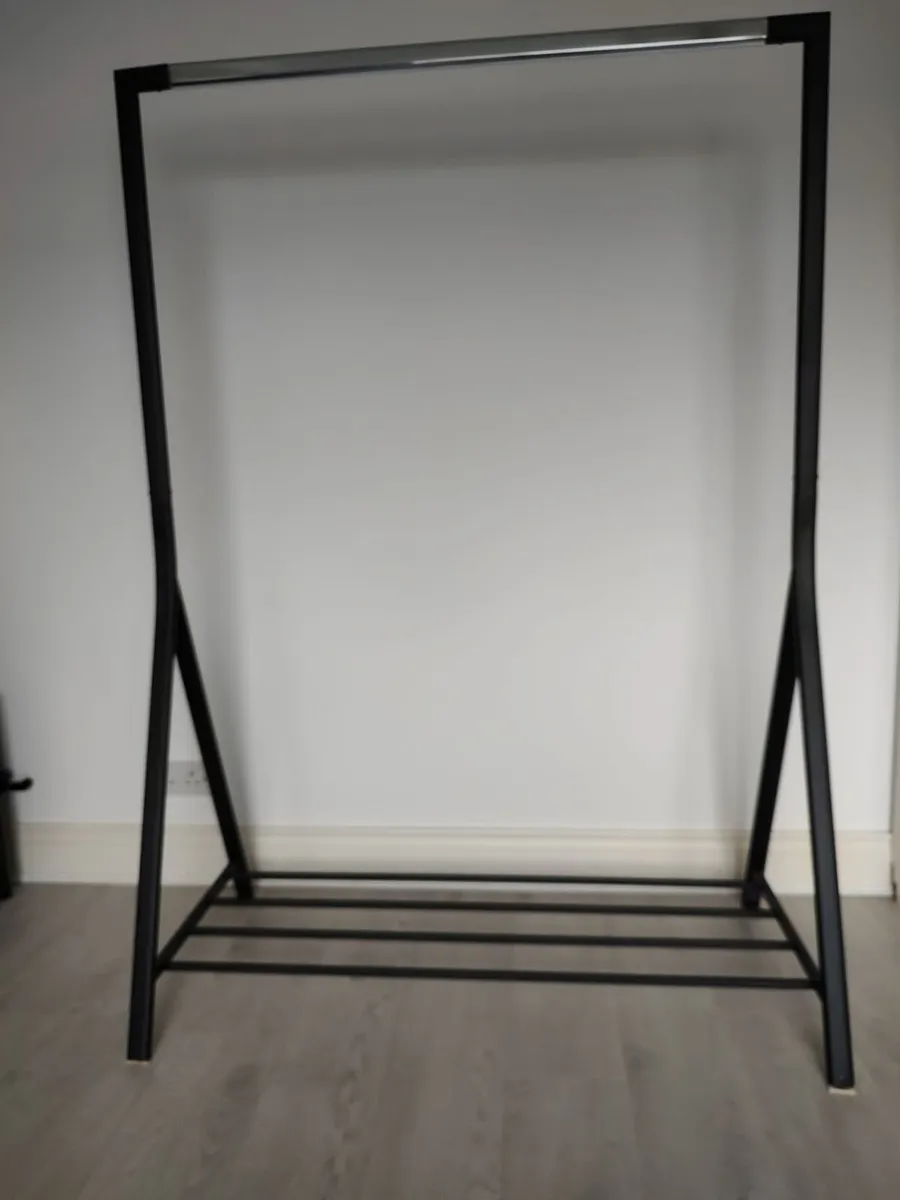clothes rail - Image 2