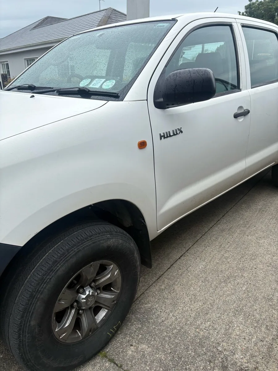 Toyota Hilux with new Chassis - Image 2