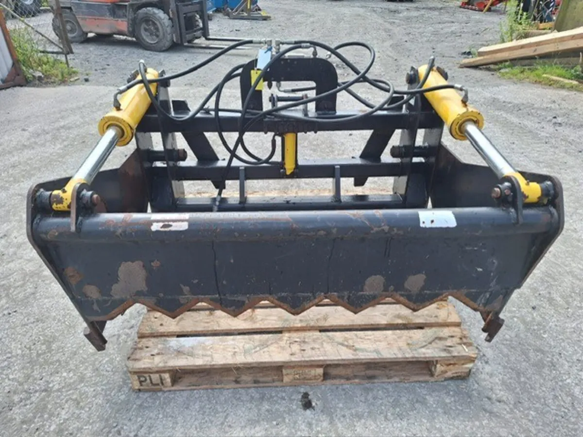 2019 Rossmore 4'6" Bale Cutter 26144 - Image 1