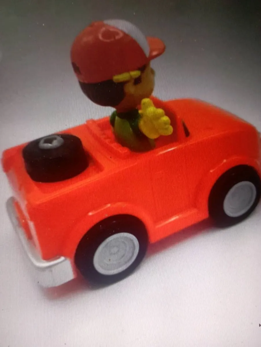 FISHER PRICE TOY  HANDY MANNY  PLASTIC 6" RED CAR - Image 4