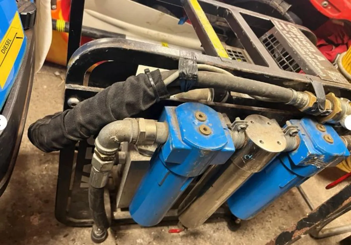 CBS Hurricane C-1750 Fibre Blowing Machine - Image 3
