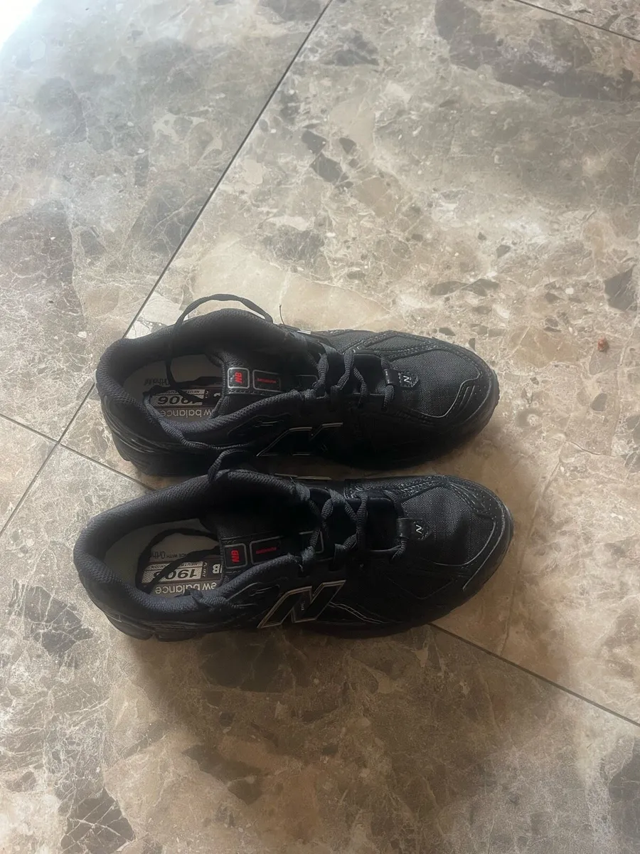 New Balance - Image 1