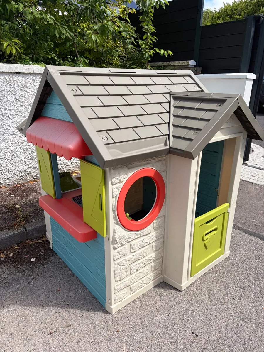 Playhouse - Image 1