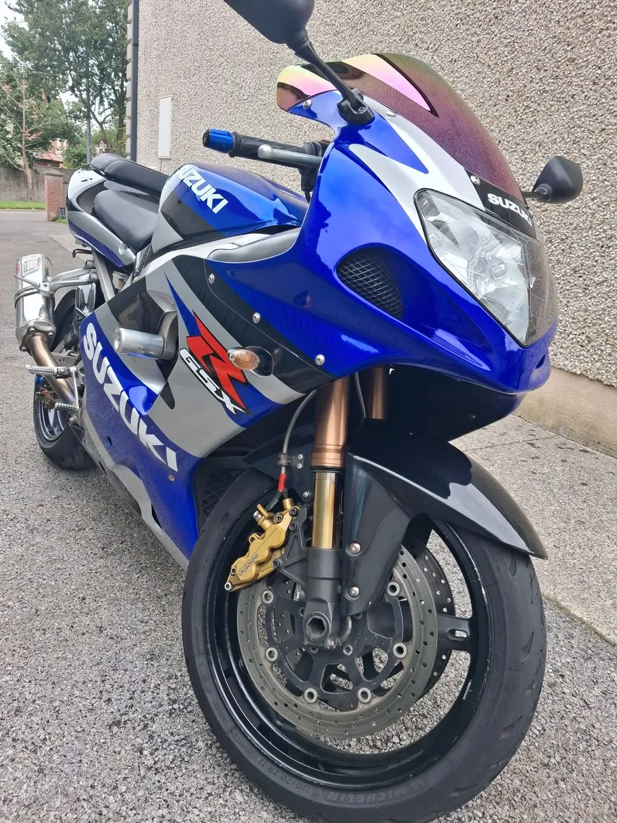 Suzuki GSXR1000 2002 - Image 1