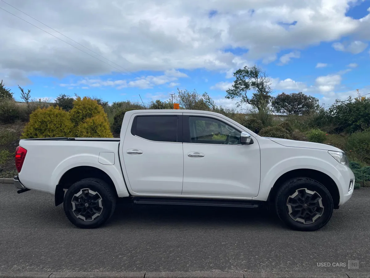 Nissan Navara DIESEL - Image 3