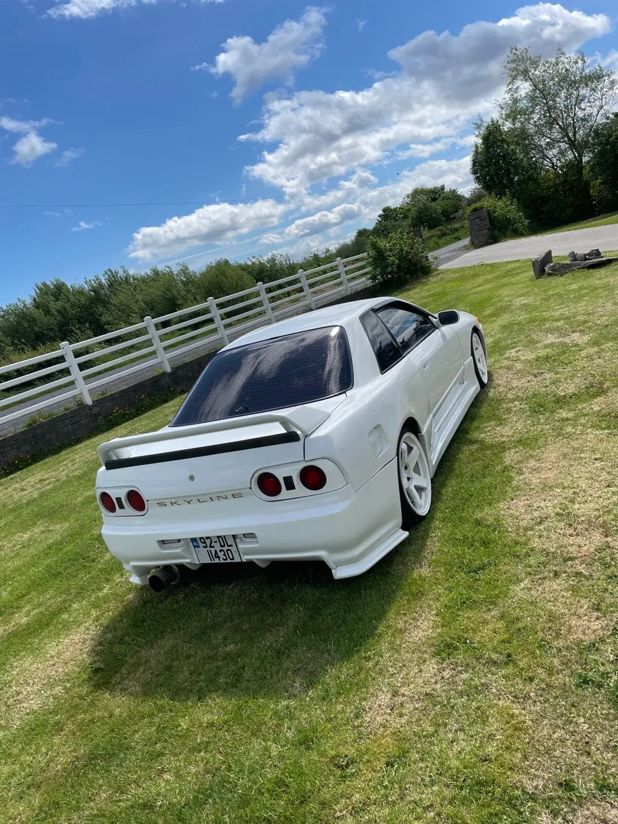 Nissan Skyline 1992 - Image 3