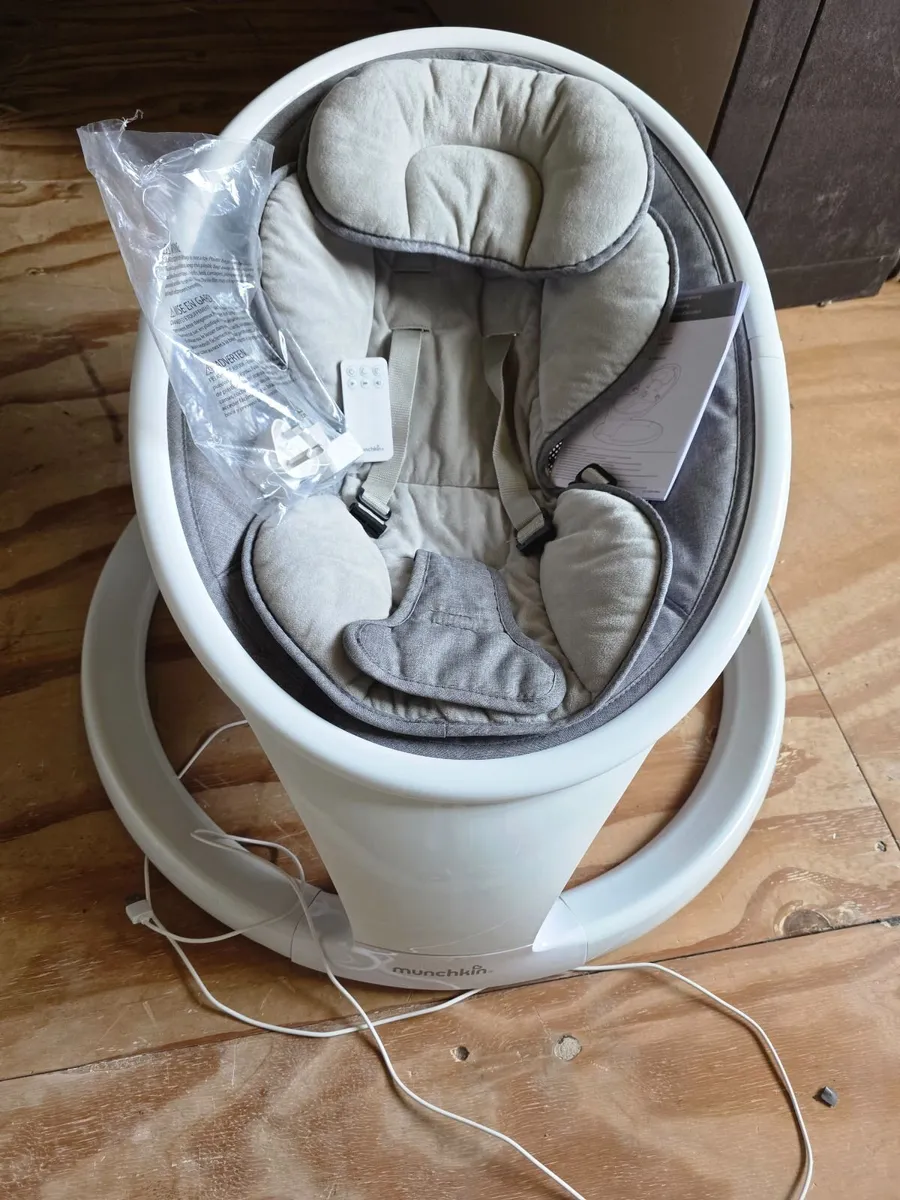 Baby swing - Image 2
