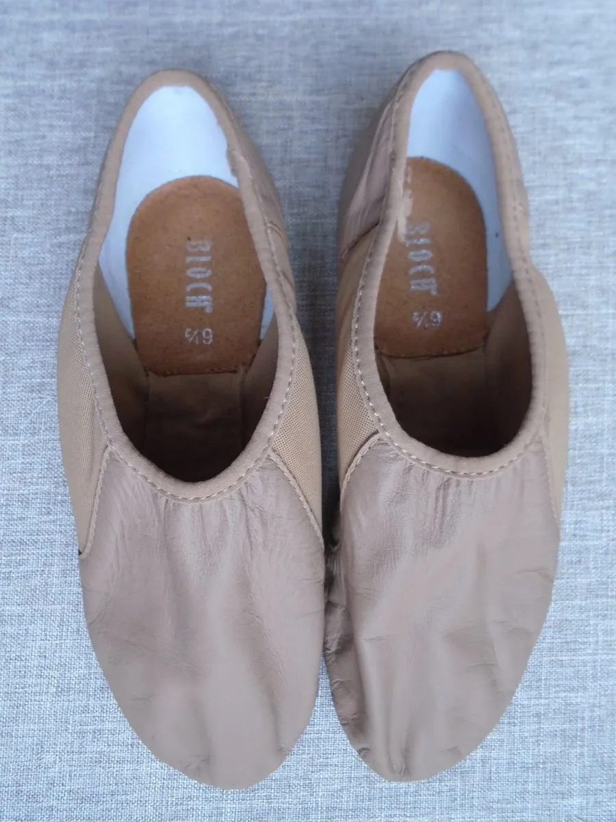 Bloch Jazz shoes, Split sole dance shoes, Dance - Image 1