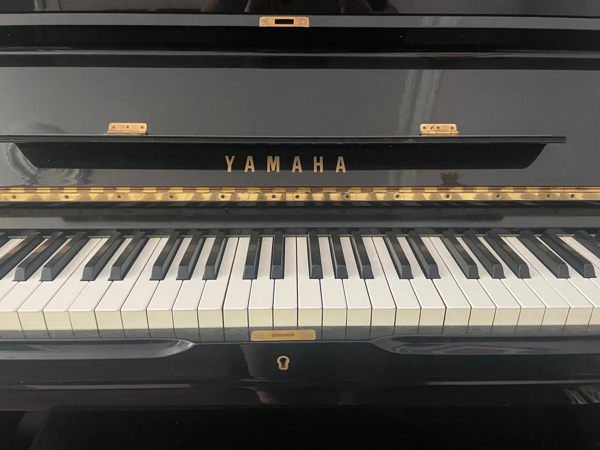 Yamaha U3 piano - Image 3