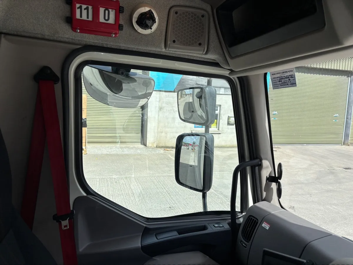 DAF LF150 Truck 7.5t Auto - Image 2