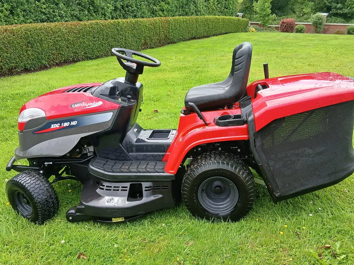 Castlegarden lawnmower - Image 4