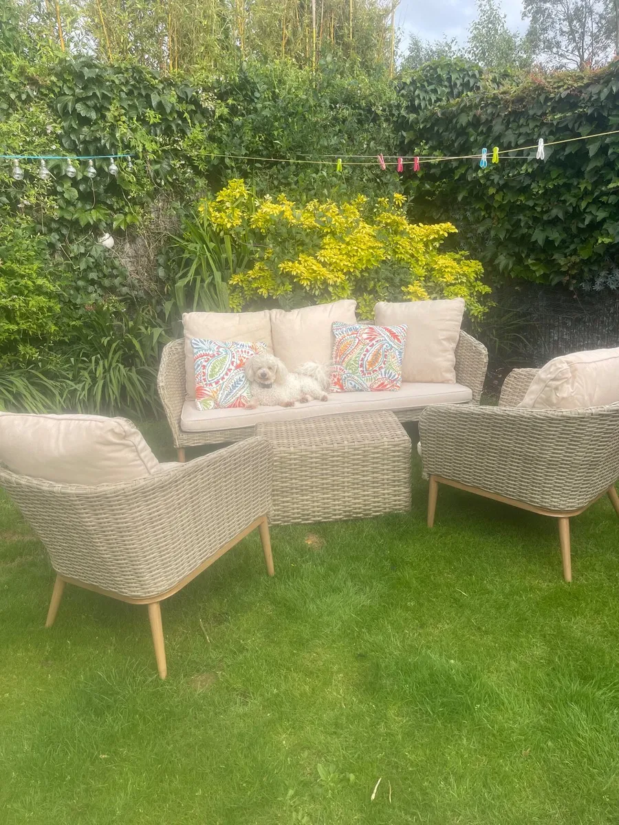 Garden furniture - Image 2