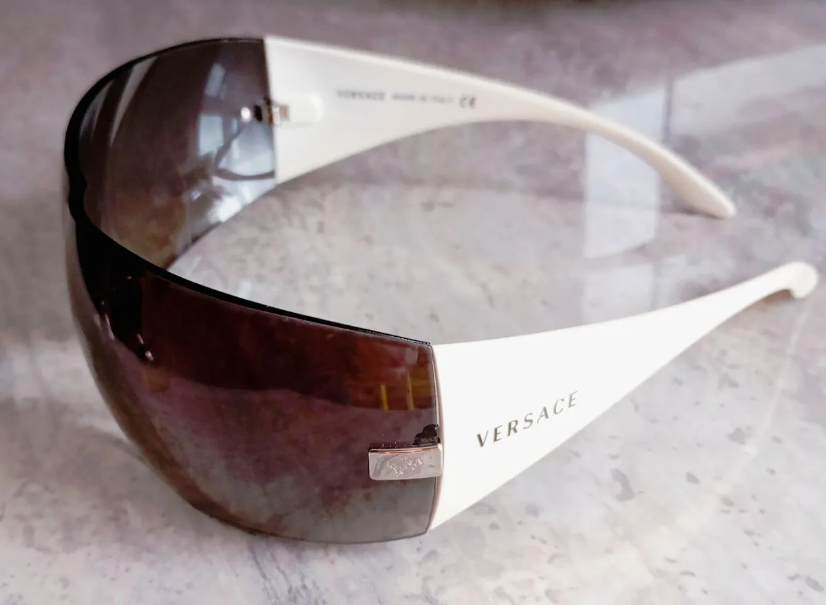 Sunglasses Versace VE 2054 - Image 3