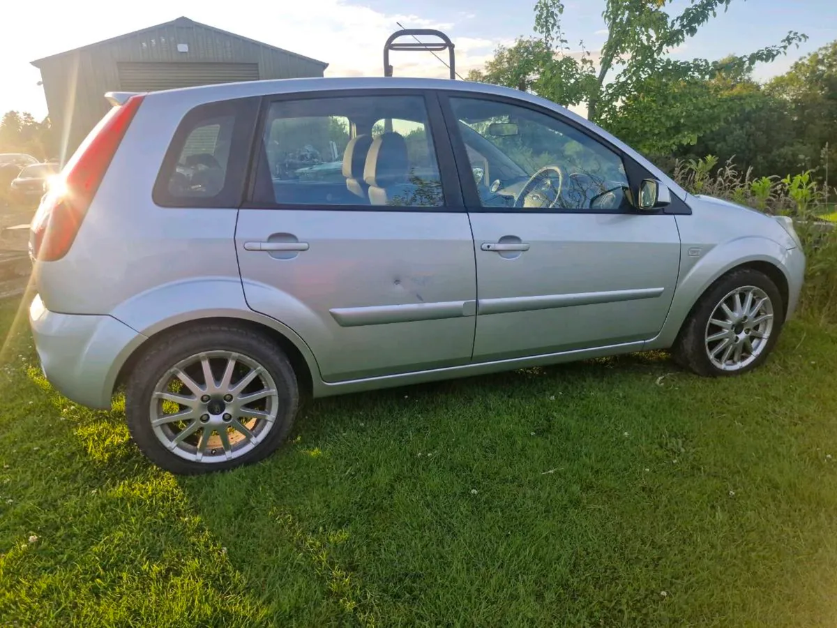 Ford fiesta - Image 3