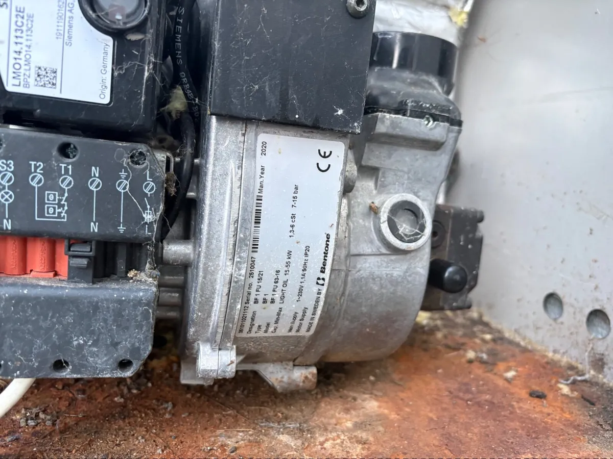 Oil boiler - Image 4