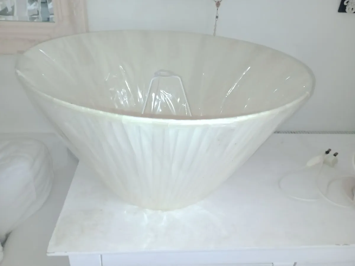 2 large Lampshades brand new - Image 3