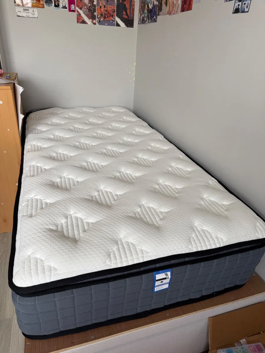 mattress - Image 3