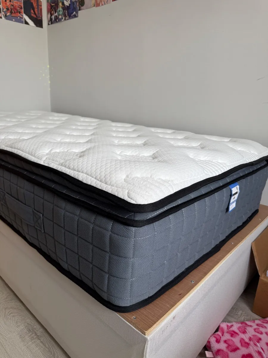 mattress - Image 1