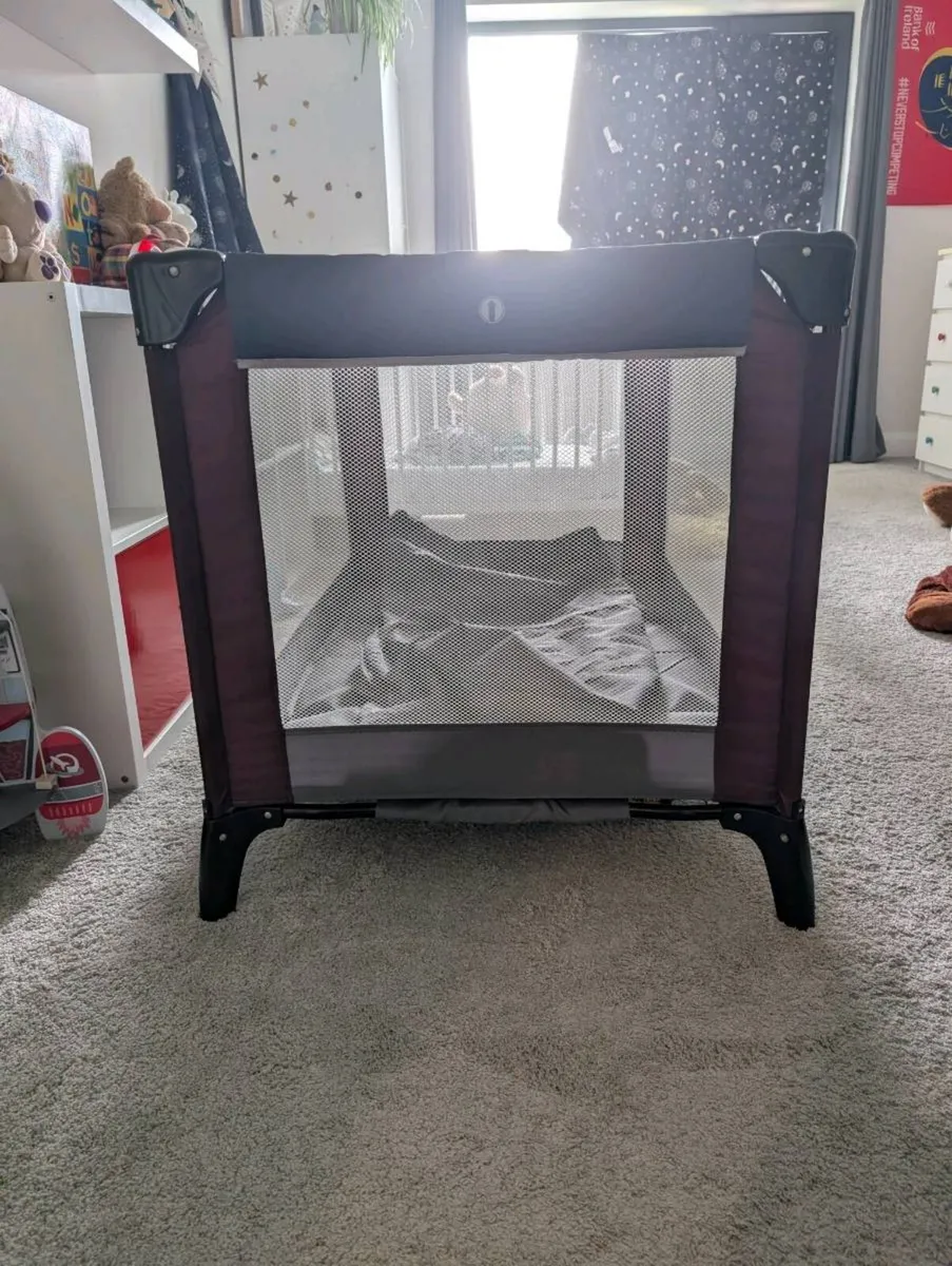 Travel Cot - Image 1