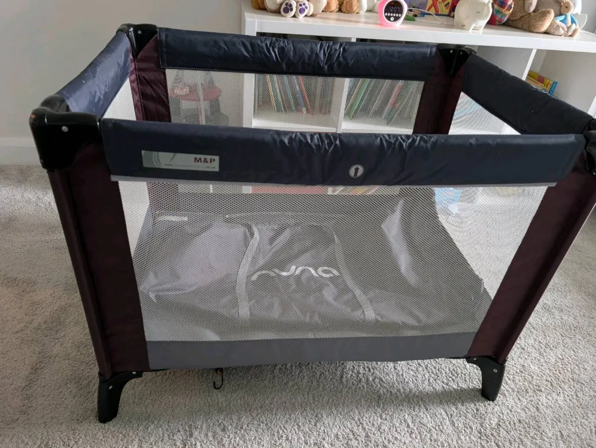 Travel Cot - Image 3