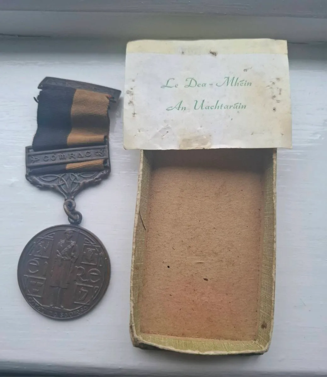 Irish War of Independence Medal with Cormac Bar - Image 1