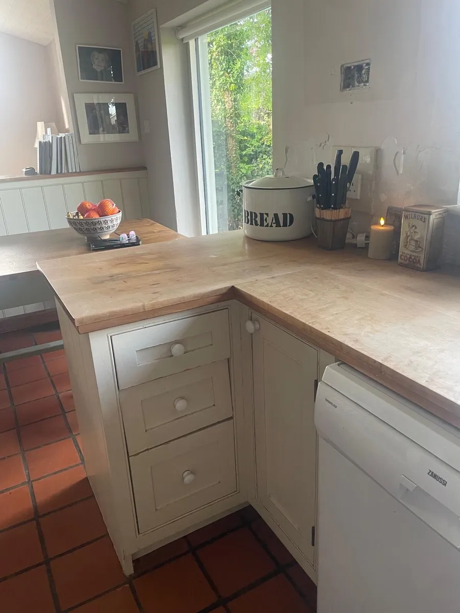 Kitchen - Image 4