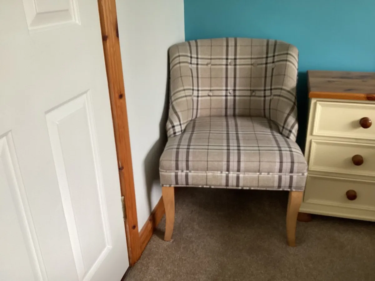 Chair - Image 1