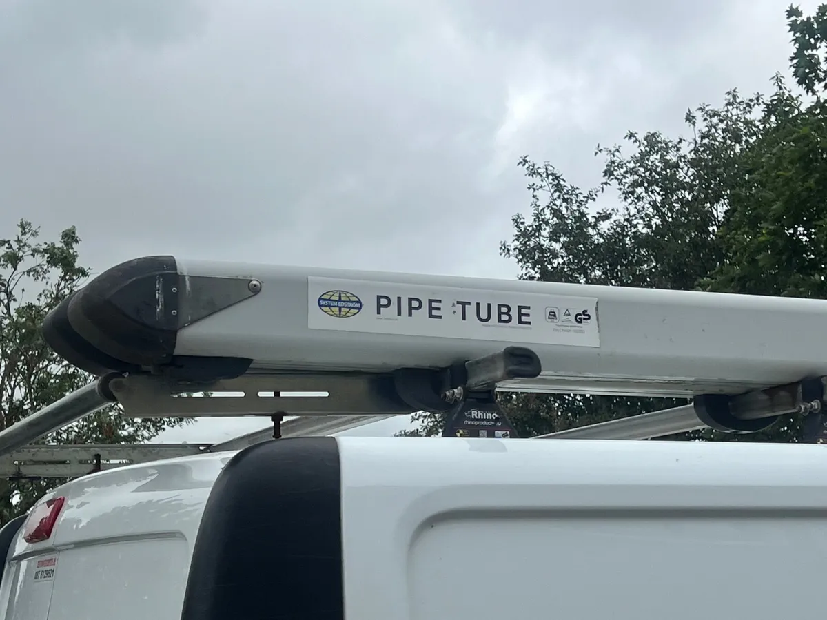 Pipe carriers